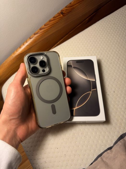 Iphone 16 pro 255Gb*100% kondycji baterii*z gwarancja*stan: JAK NOWY