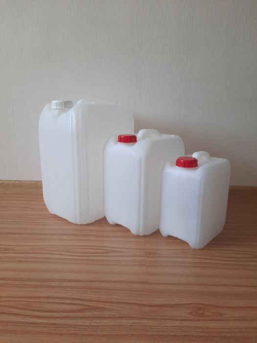 Продаю каністри. 20, 10, 5 літрів.