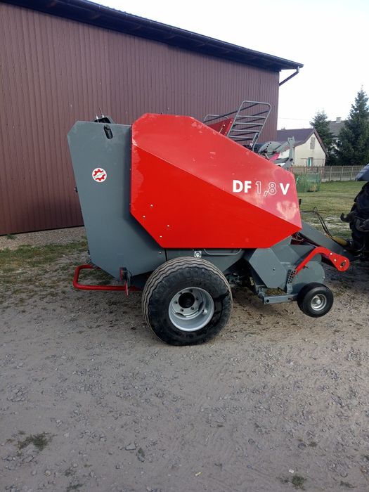 Prasa belujaca unia, mc hale, Claas, lely, krone, new holland