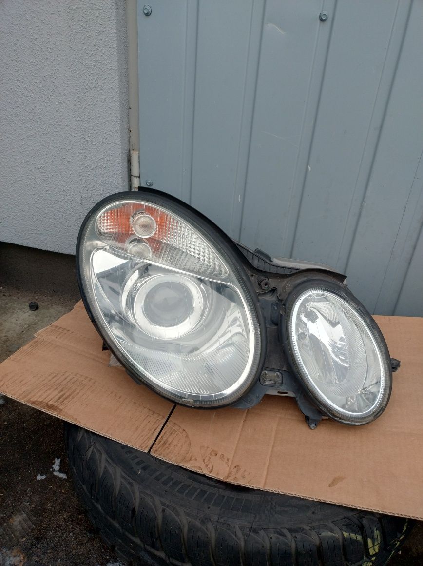 Lampa reflektor Mercedes W211