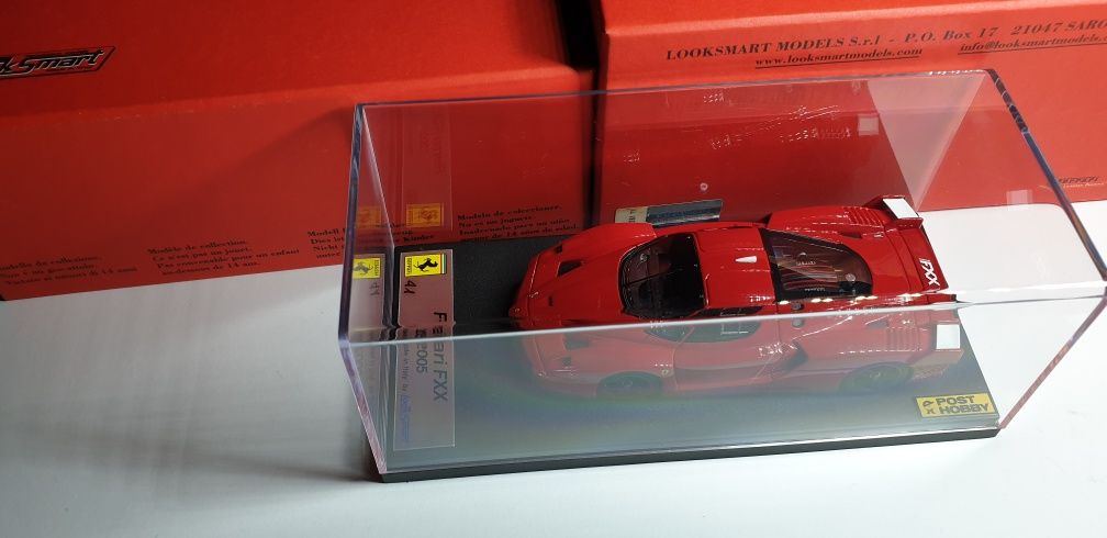 Модель Ferrari FXX Looksmart 1/43 не BBR