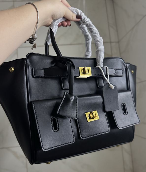 Сумочка у стилі Balenciaga Bel air