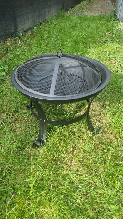 Palenisko ogrodowe grill 60cm na nóżkach z kratką