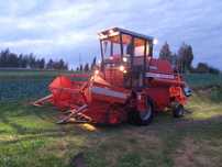 Kombajn Massey Ferguson 240-Nowe opony +kamera cofania