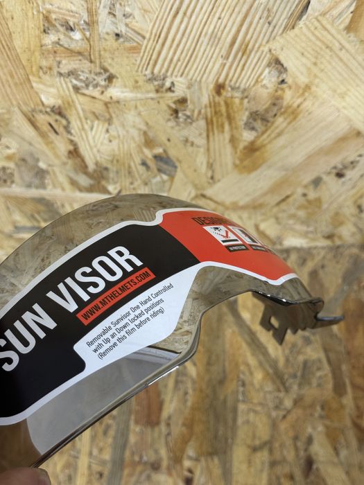 Визор тонированый MT Streetfighter новый