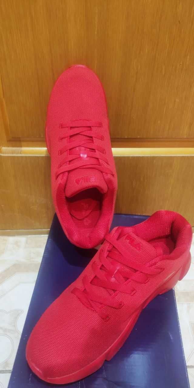 Кросівки Fila Red Zarin Sneakers 43р. (28см)