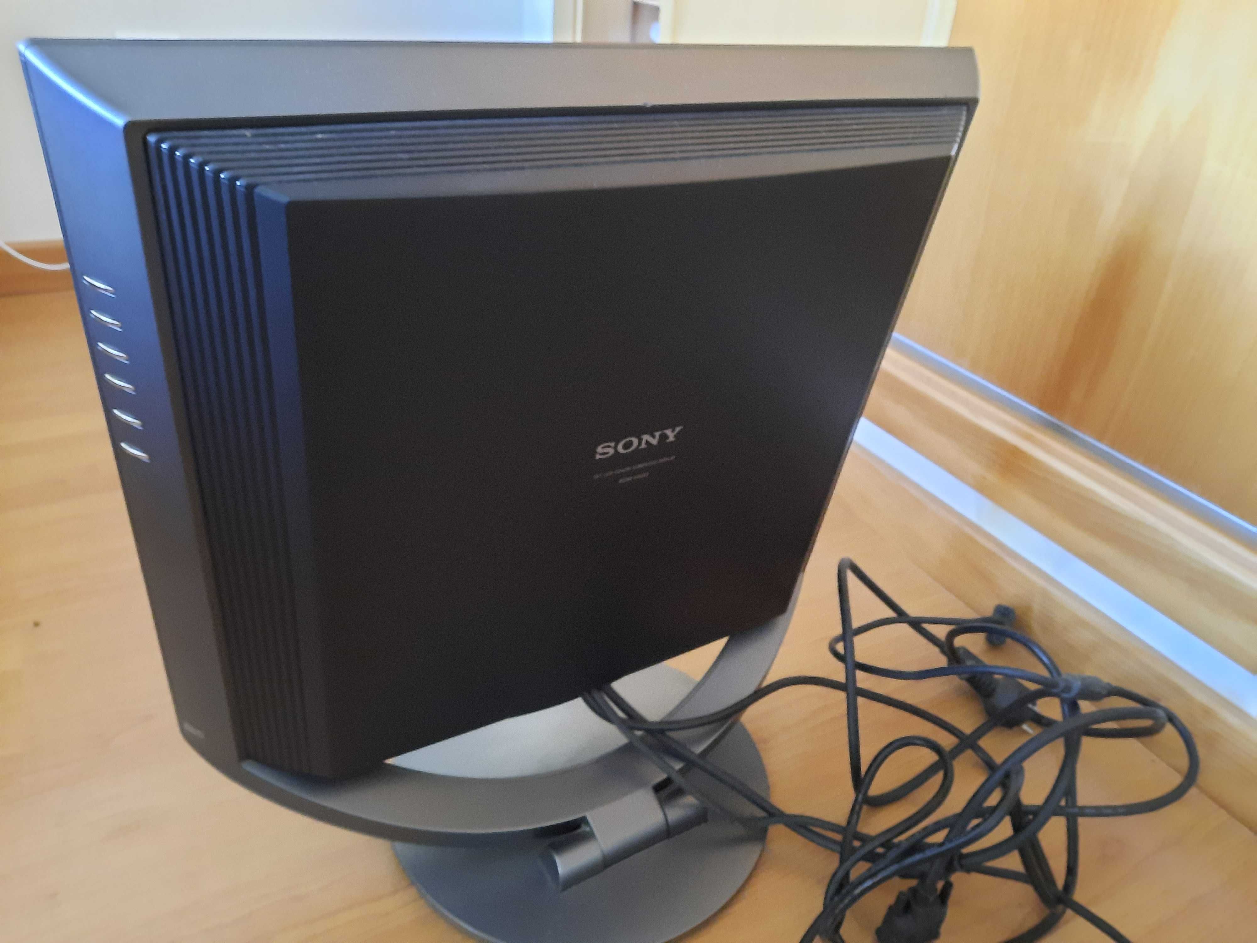 Sony SDM-HX93  Monitor