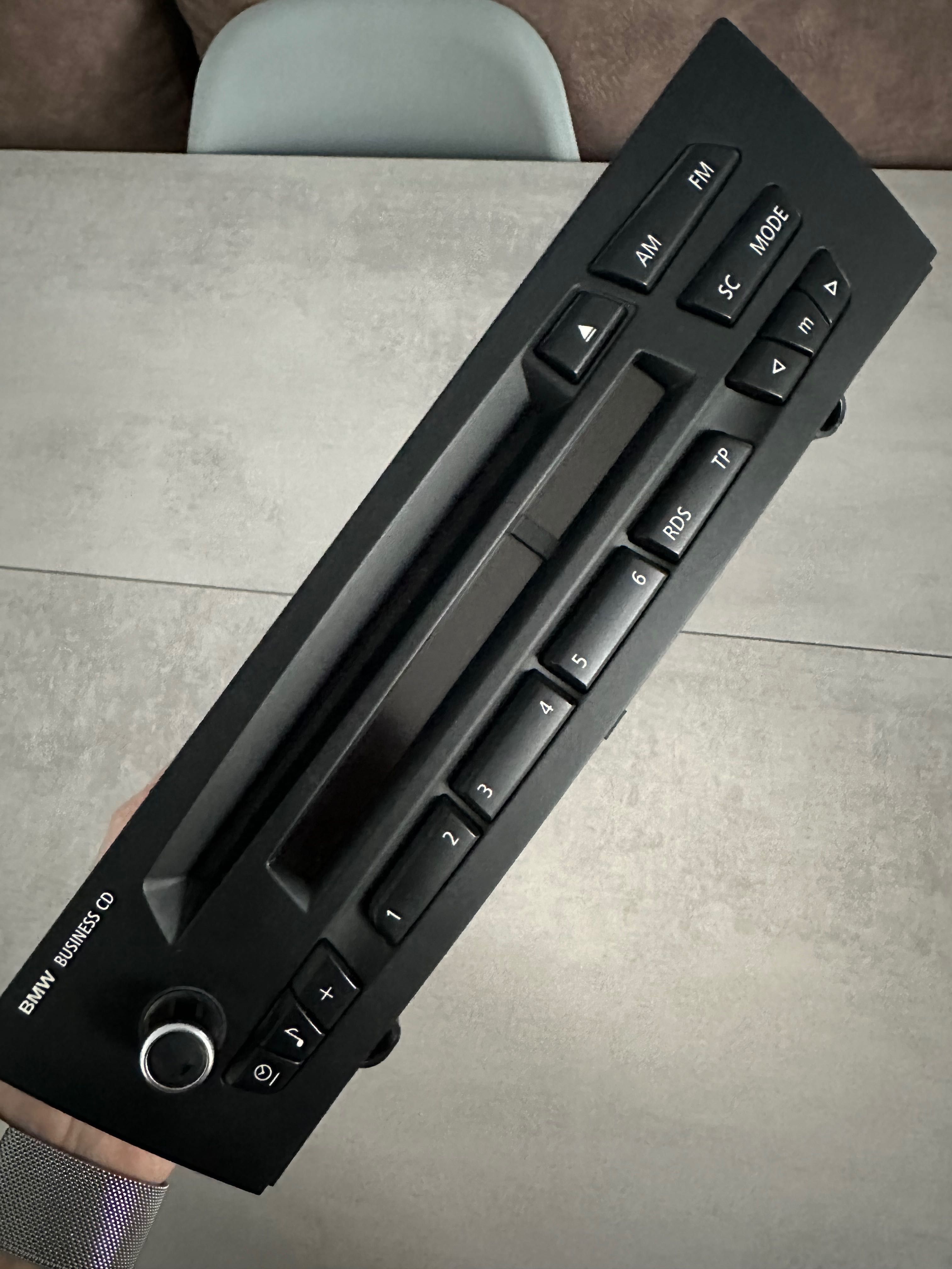Rádio original Bmw E81