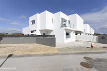 Nova Moradia Geminada T3 - Odiáxere, Lagos