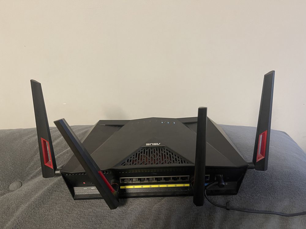 Router ASUS RT-AC88U