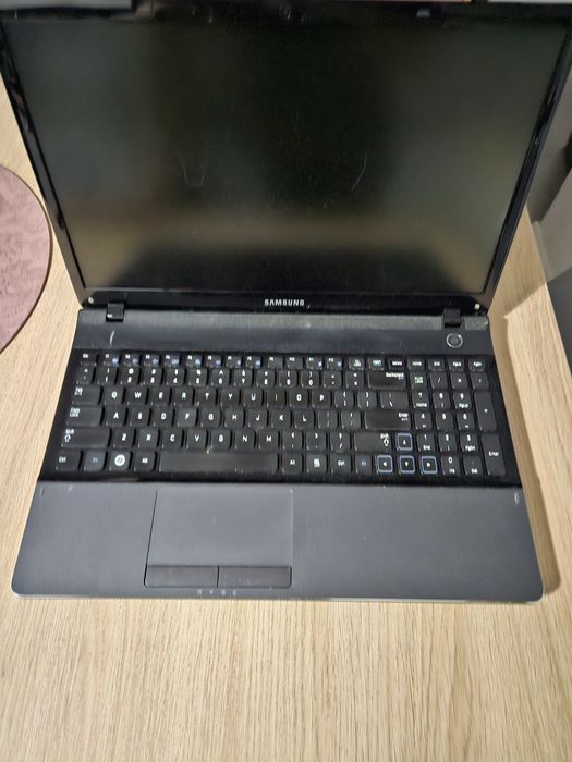 Laptop samsung np300e5a-a07pl