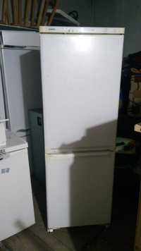 Холодильник Siemens двокомпресорний  з Європи можливою доставкою