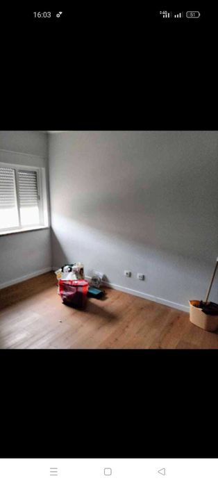 T2 Remodelado em Baixa da Banheira