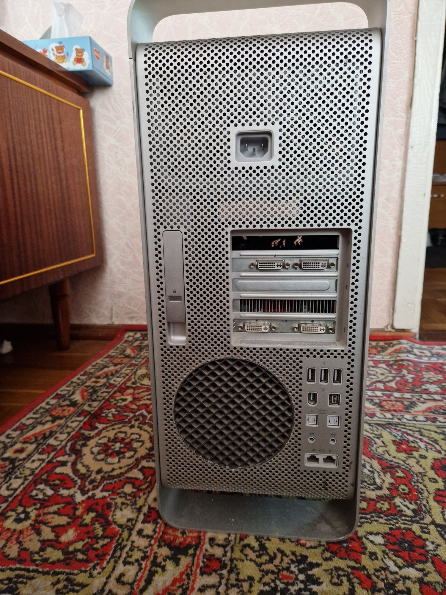 Apple MAC PRO  2.1,