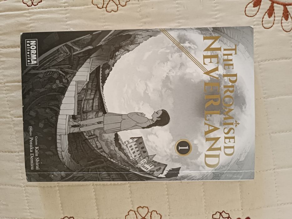 Mangá "The promised Neverland" 1 (em espanhol)