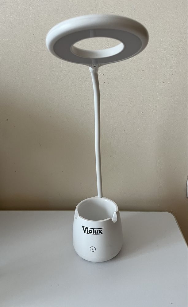 Настільна лампа з акумулятором LED 6W Violux