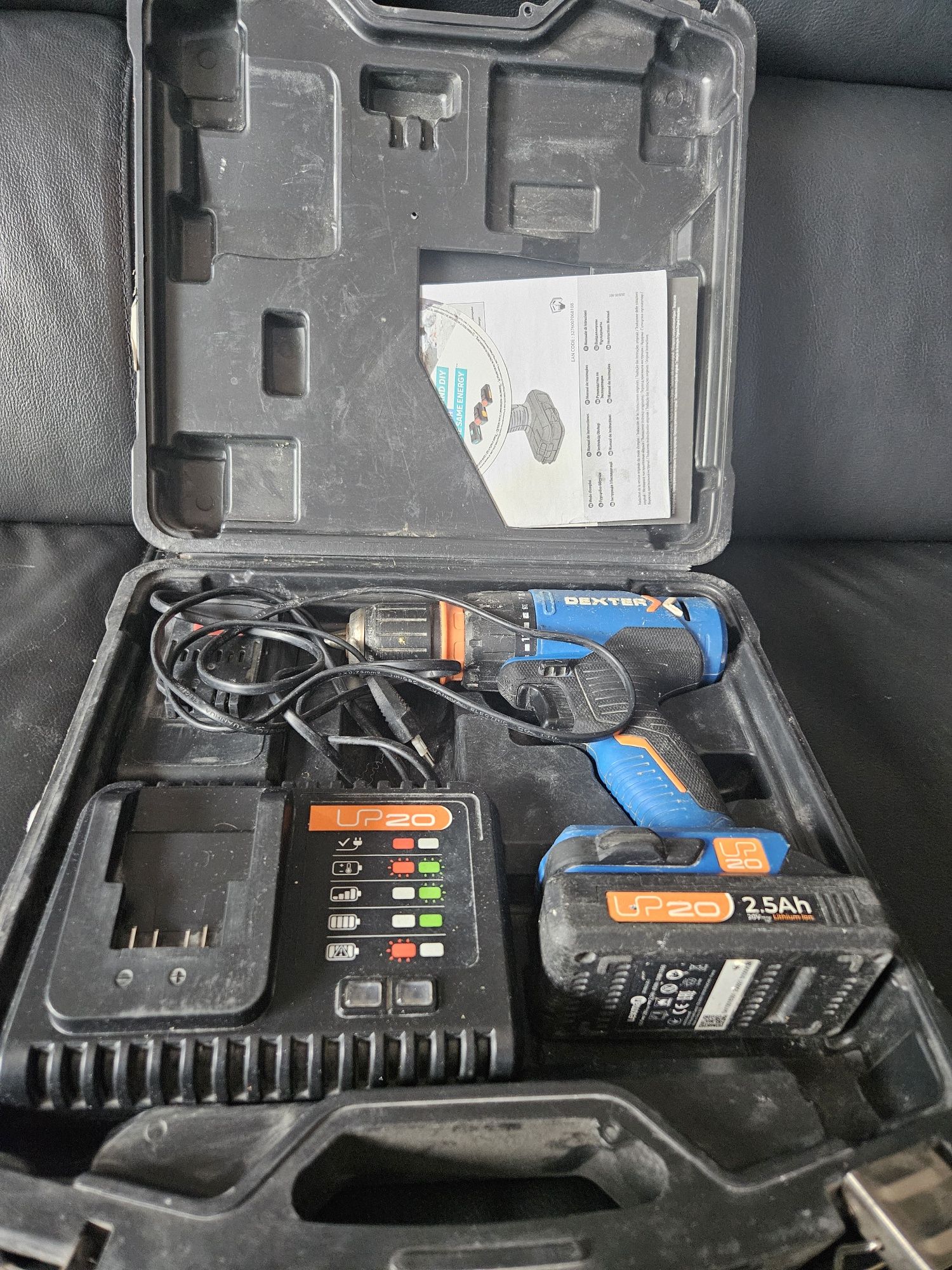Wkrętarka akumulatorowa DEXTER 20VSD2-35RCA