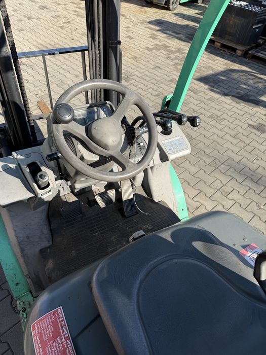Wózek widłowy Mitsubishi FG25N
