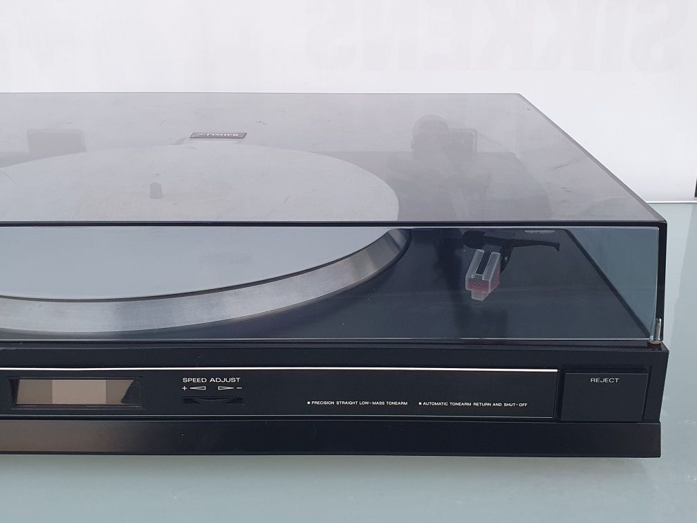 Gramofon półautomatyczny Fisher MT-715