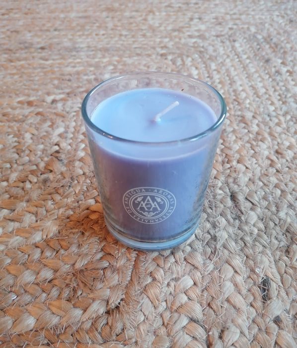 Vela aromática lilaz
