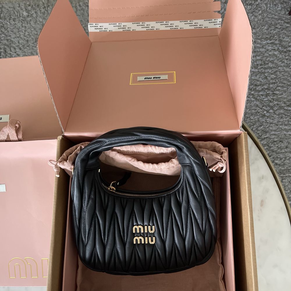 Mala Miu Miu Wander