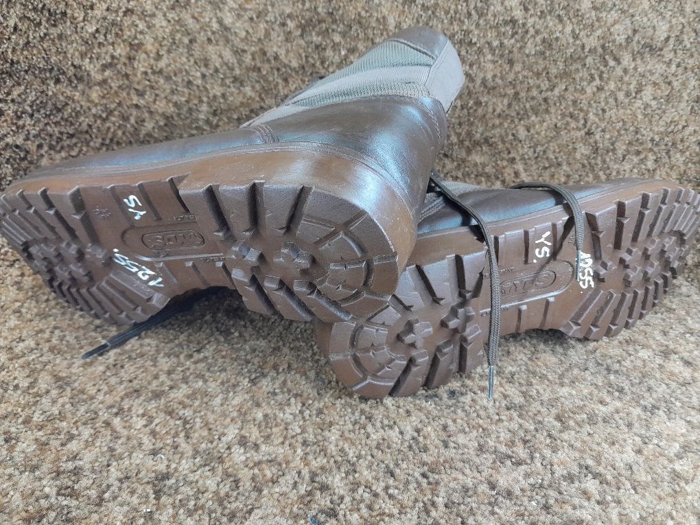 Берци,черевики тактичні YDS Kestrel 46 розмір.