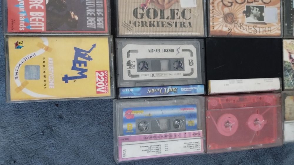 Zestaw kasety magnetofonowych.