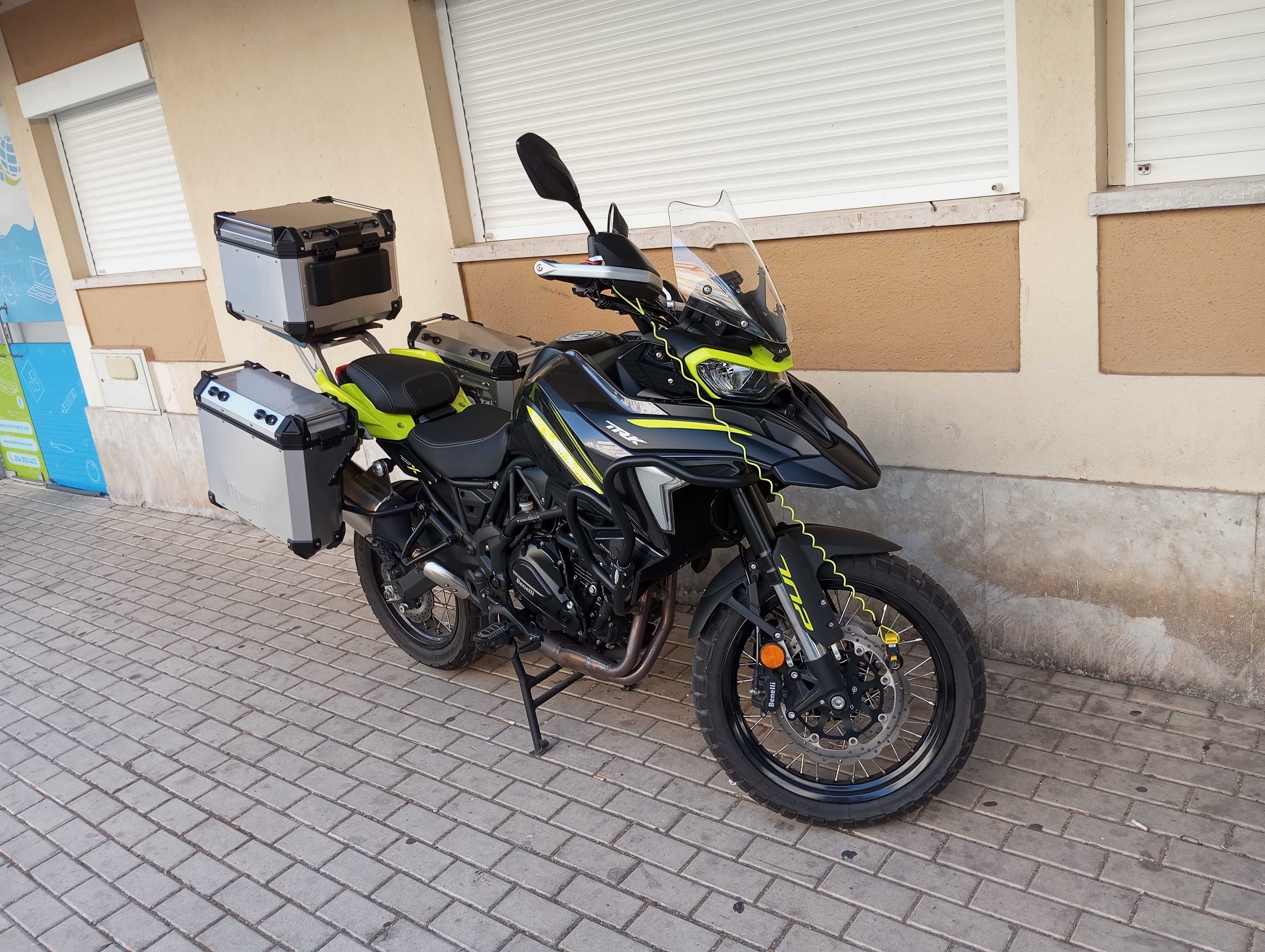 Benelli 702x semi nova