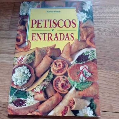 vendo 5 livro de cozinha de Anne wilson