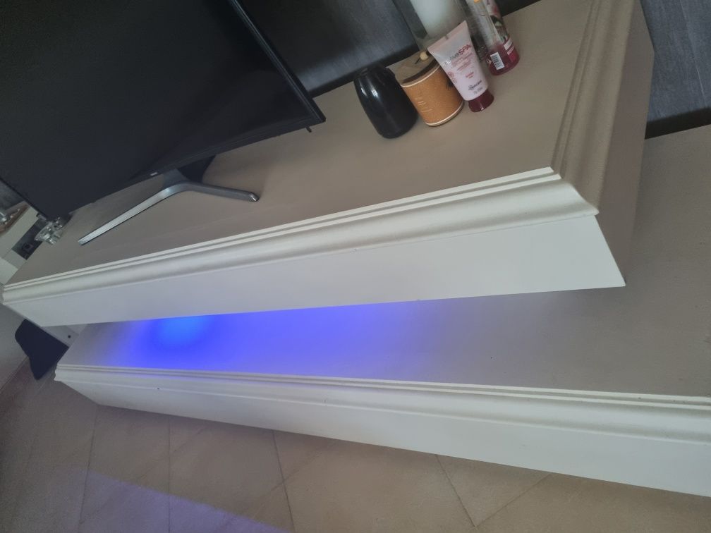 Móvel TV com Led