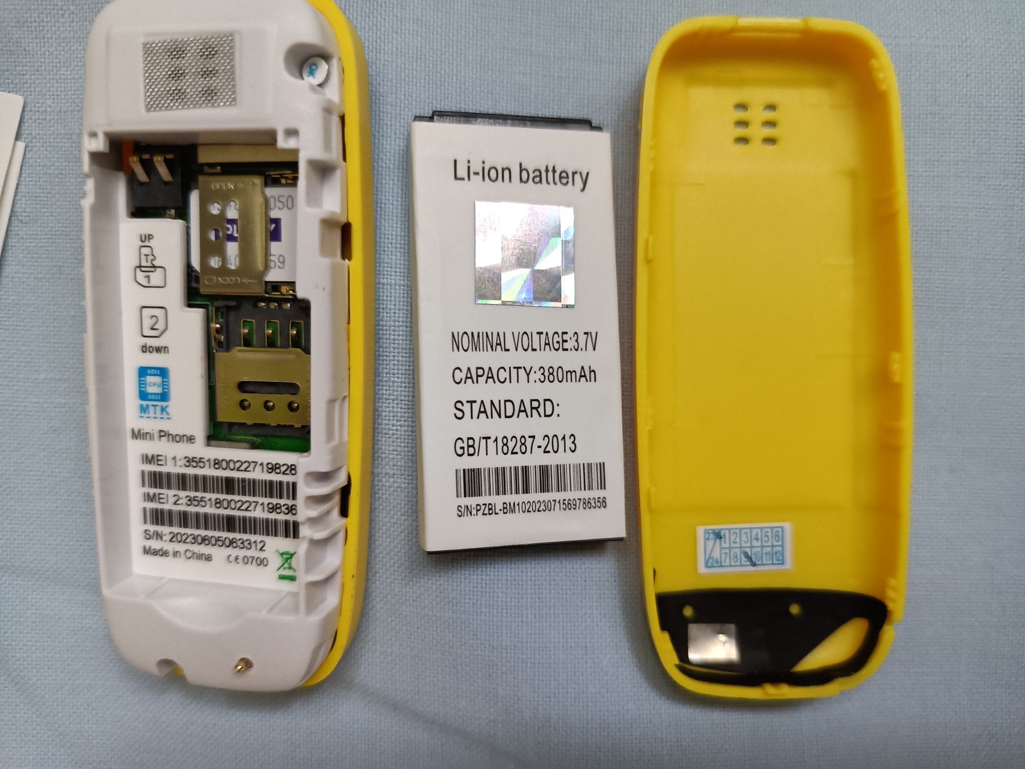 Nowy telefon komórkowy 2x SIM mega maly