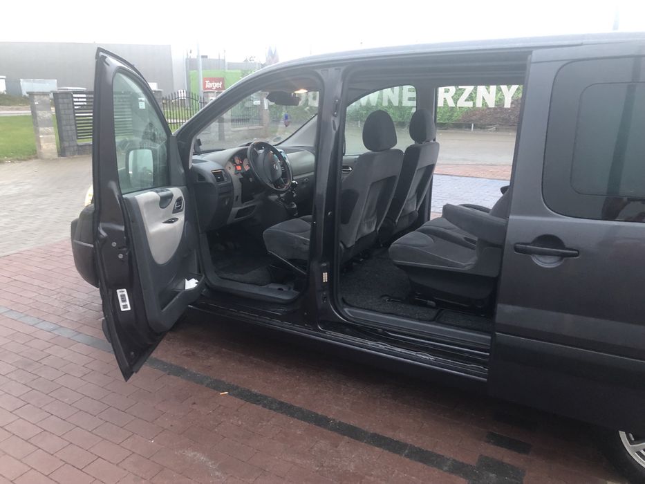 Wynajem auto 8 osobowe, przewóz osób.
