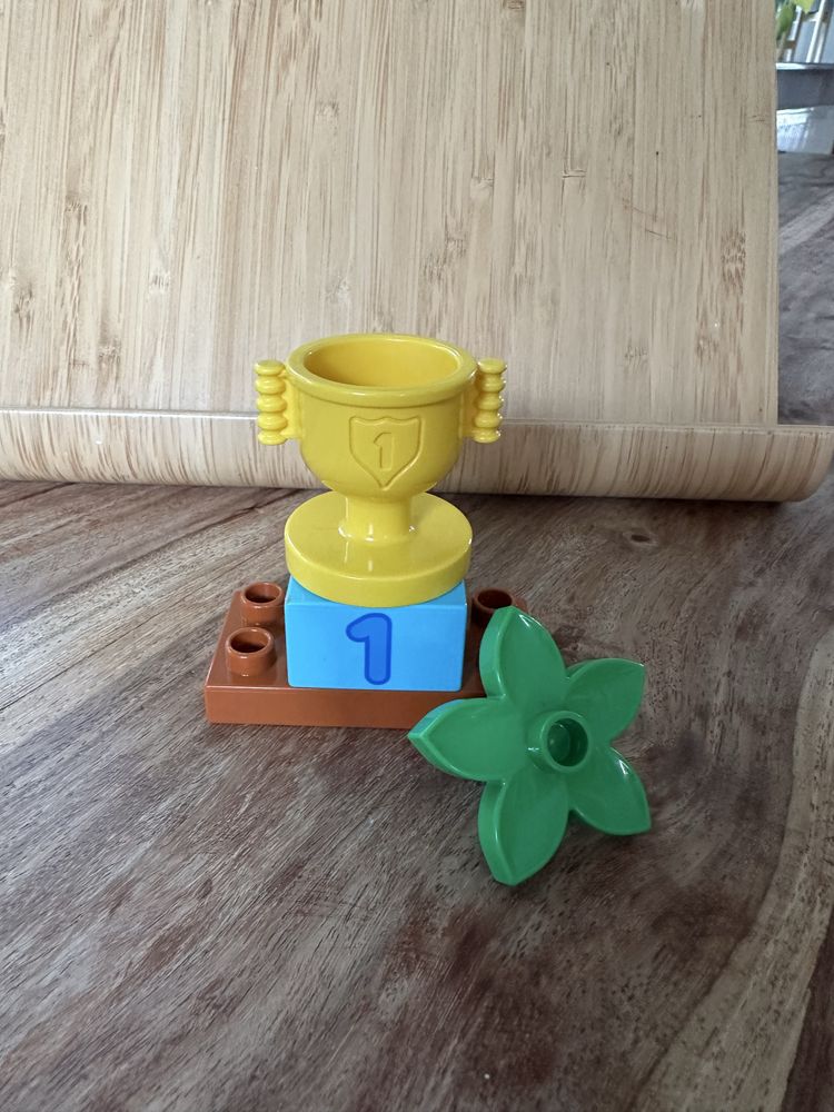 LEGO DUPLO 10539 Jake i Piraci z Nibylandii Wyścig na Plaży