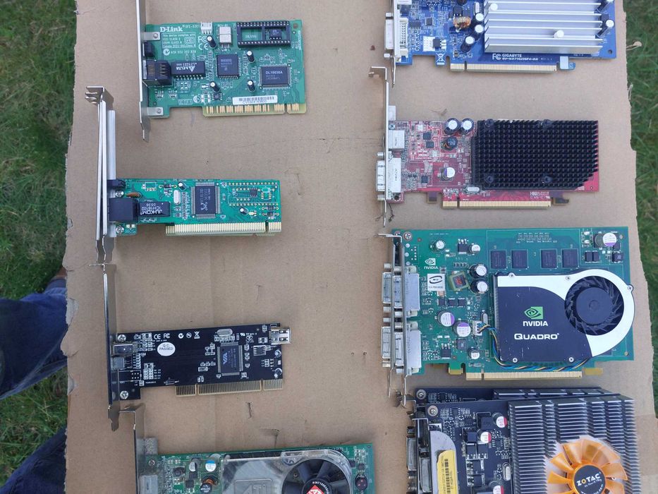 Karty graficzne, sieciowe, pamięci, dyski i inne (starsze)