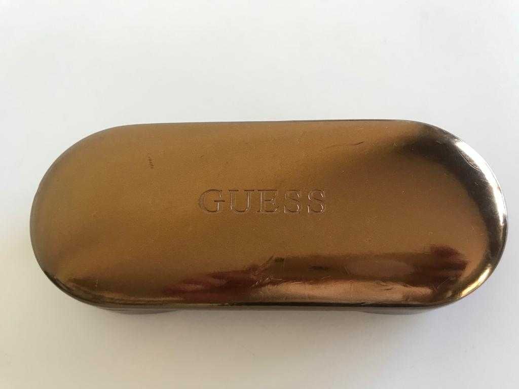 Óculos da Guess Armação Azul