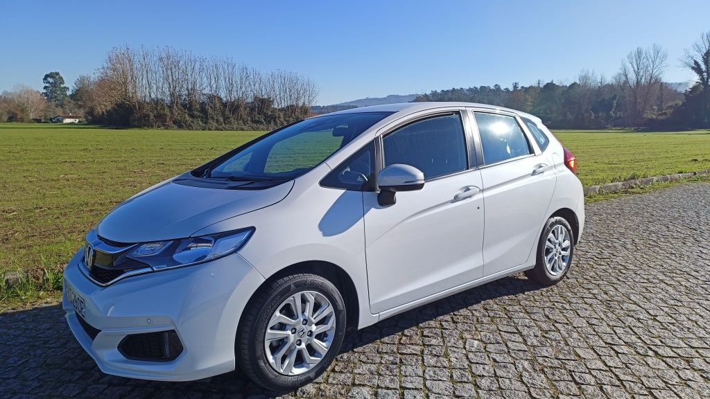 Honda Jazz confort + NAVI