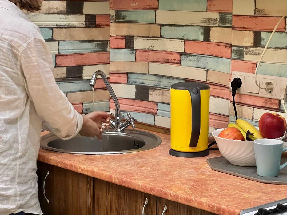 Дешево і комфортно! Хостел без залогу метро Дружби народів!