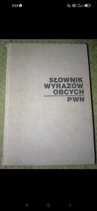 słownik wyrazów obcych