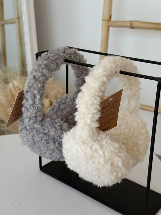 Теплі навушники лама