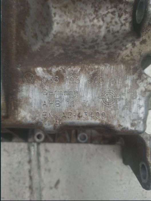 Піддон масляний .