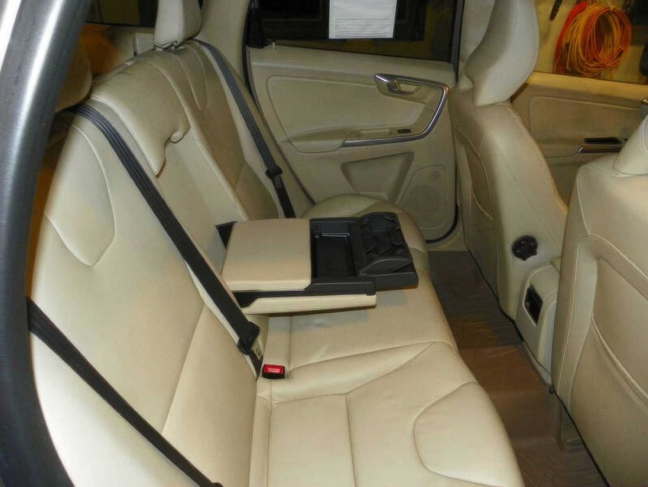 Volvo XC60 T6 Premier Plus      2015