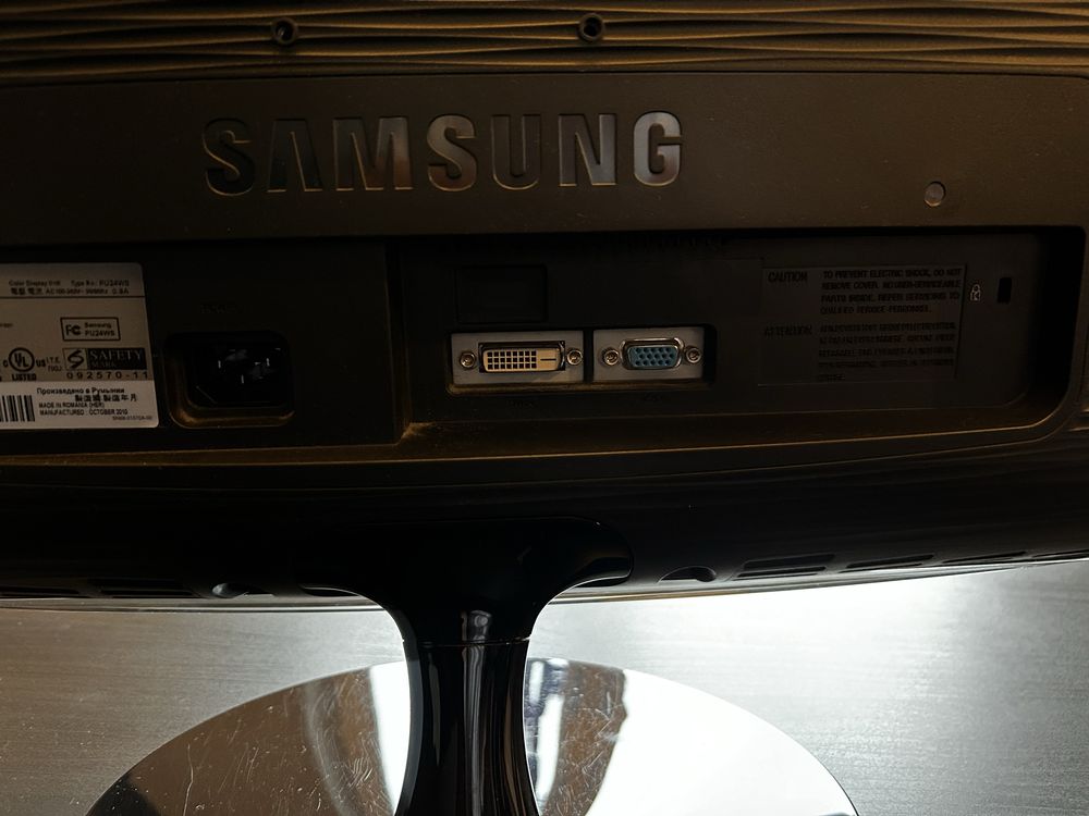 Monitor SAMSUNG 24 cale