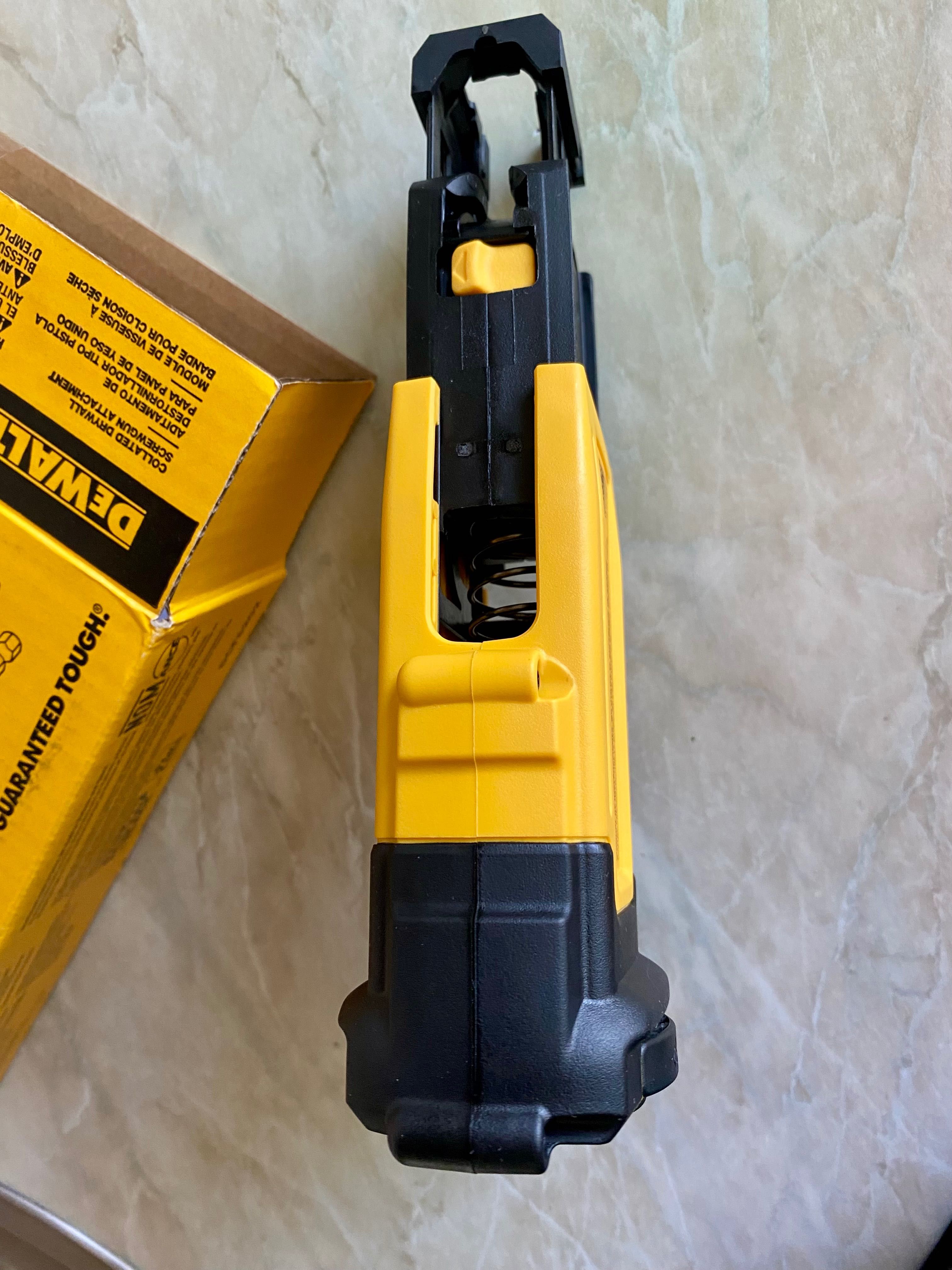 Насадка ленточная для подачи шурупов DeWALT DCF6202