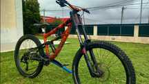 Bicicleta Banshee Btt