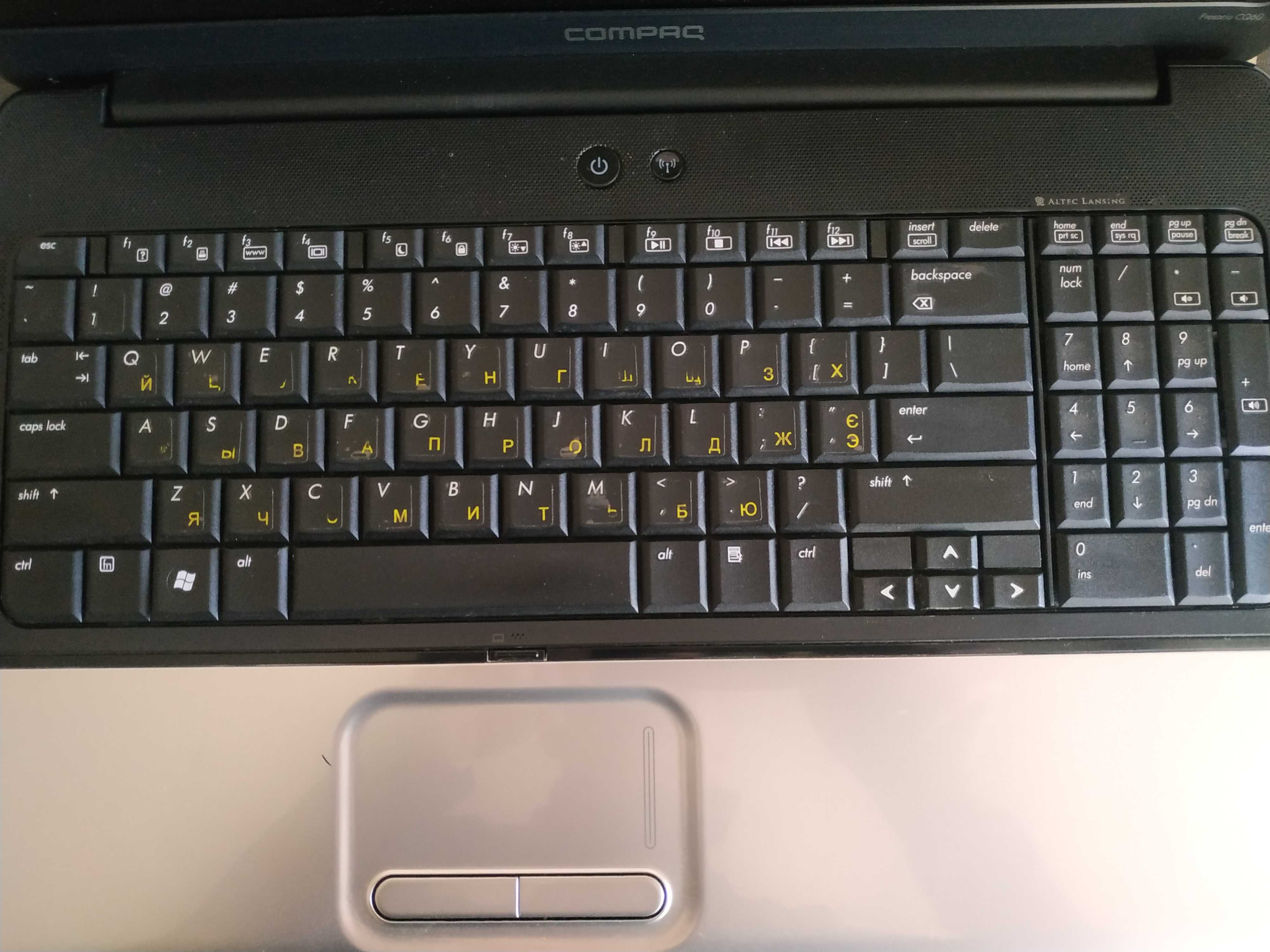 Ноутбук  HP COMPAQ Presario CQ60