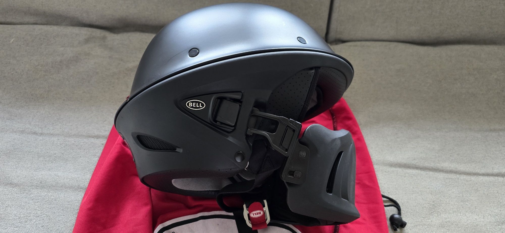 Capacete Bell Rogue novo - modelo exclusivo que não se vende na Europa