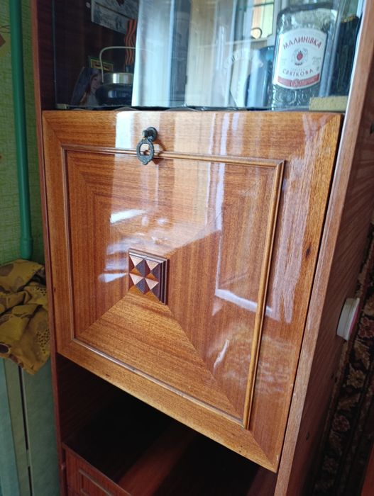 Меблі для кімнати