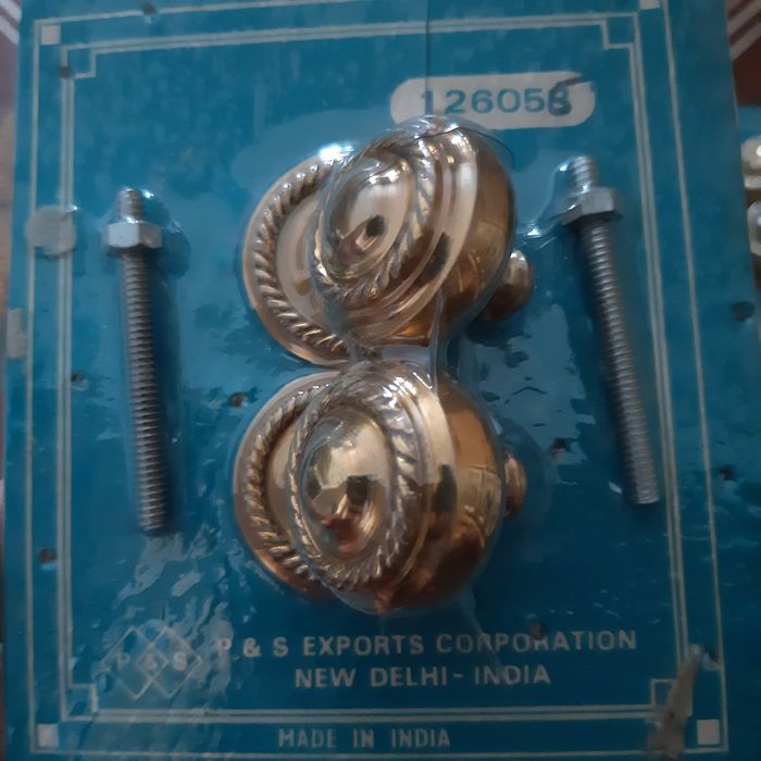 Ручки на дверь, шкаф