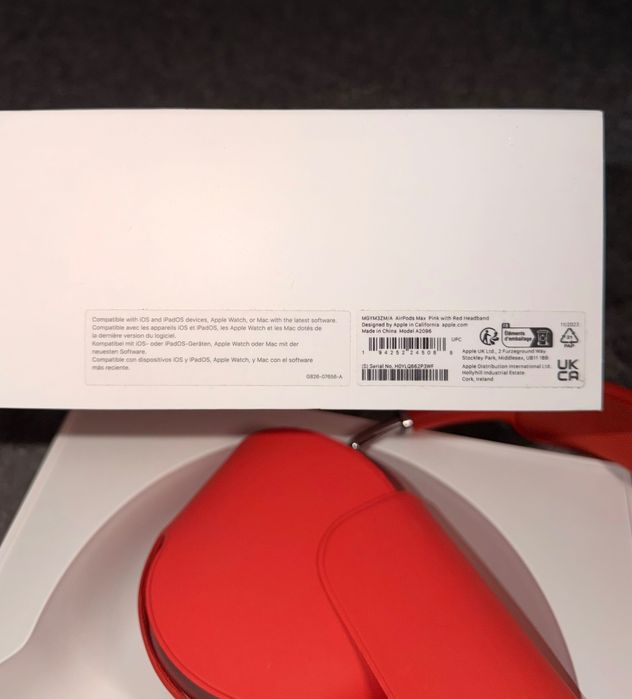 AirPods Max рожеві