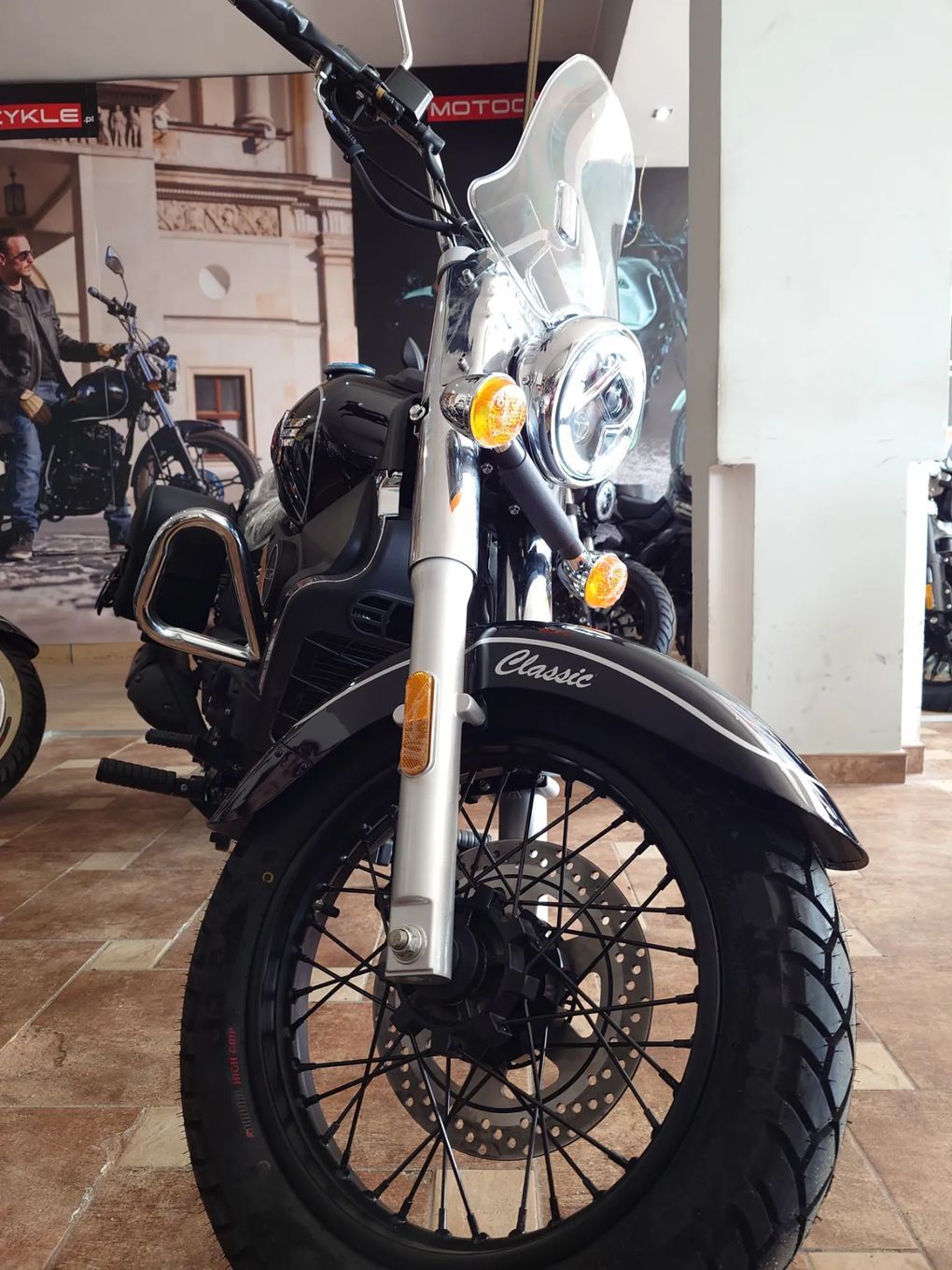 UM Renegade Commando UM Renegade Classic 125 LX